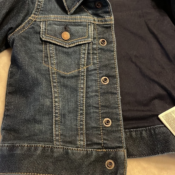 Gap lined jean jacket size 18-24 m - Picture 5 of 7